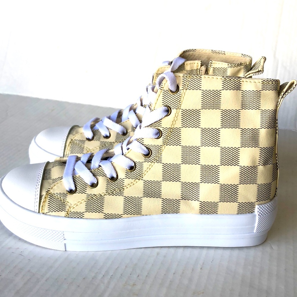 MSK Sneakers Shoes SZ 7 Checkerboard NWOT